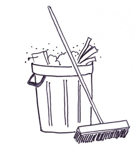 broom-garbage can